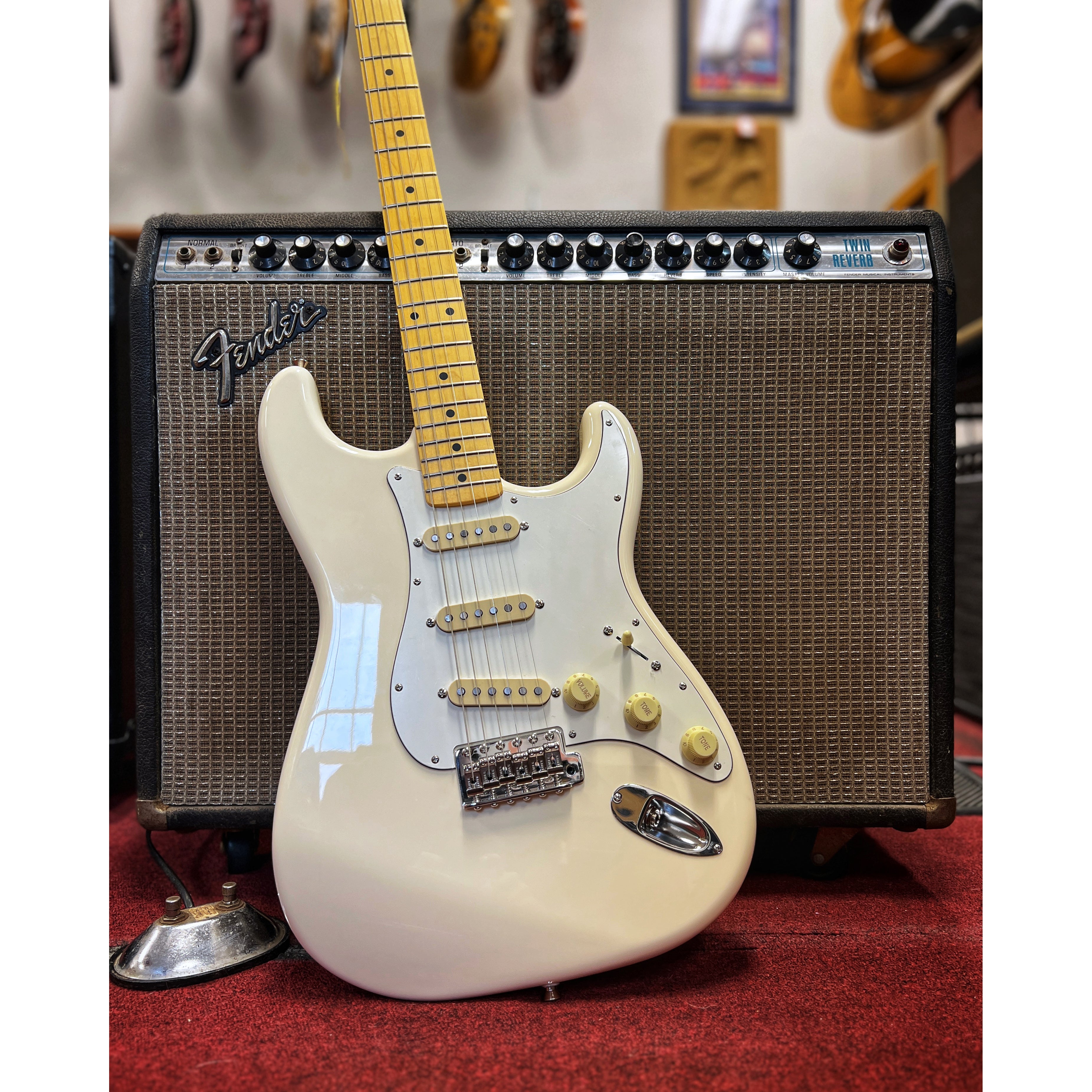 Fender, Fender JV Modified '60s Stratocaster, Olympic White