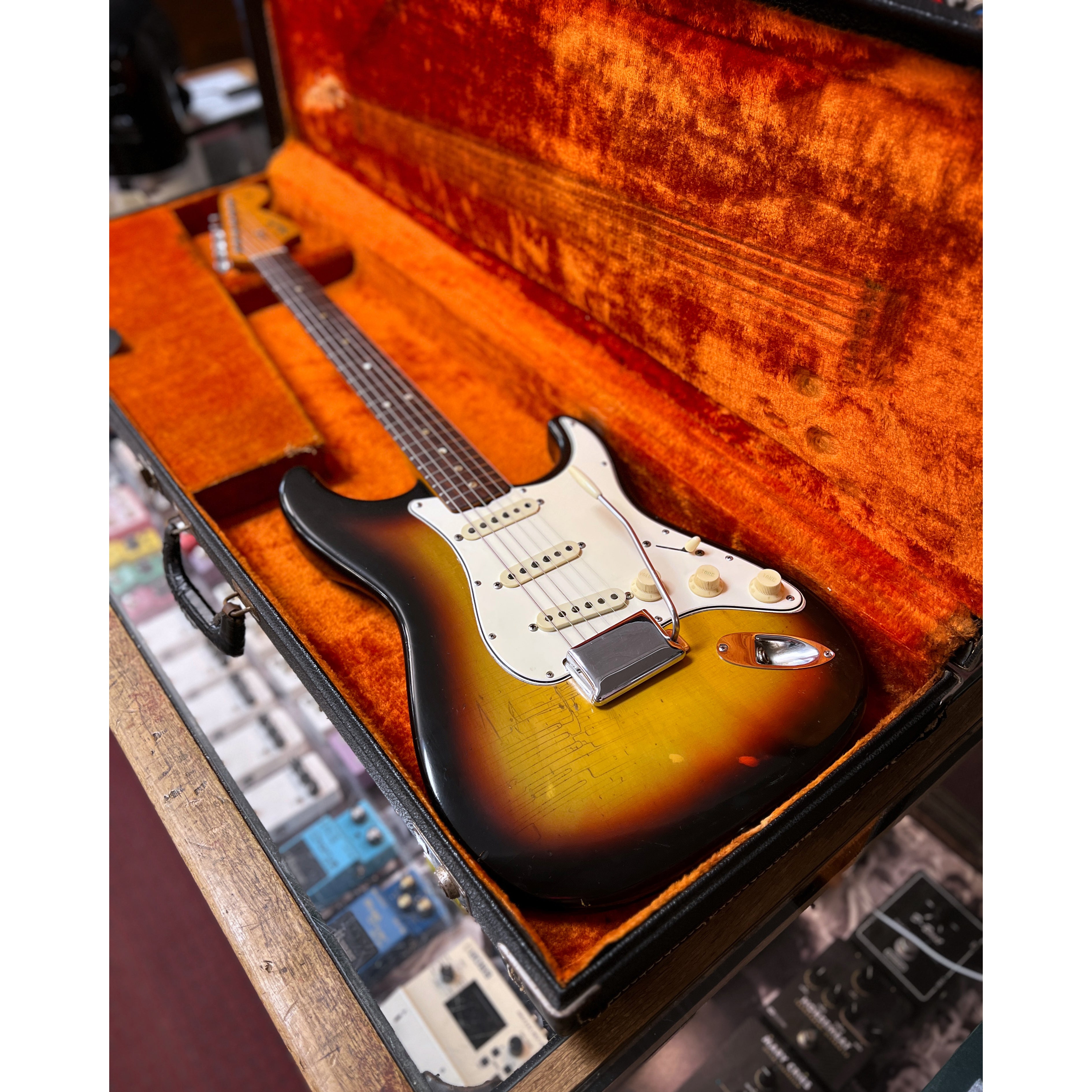 Fender, Fender Stratocaster Electric Guitar (1966)